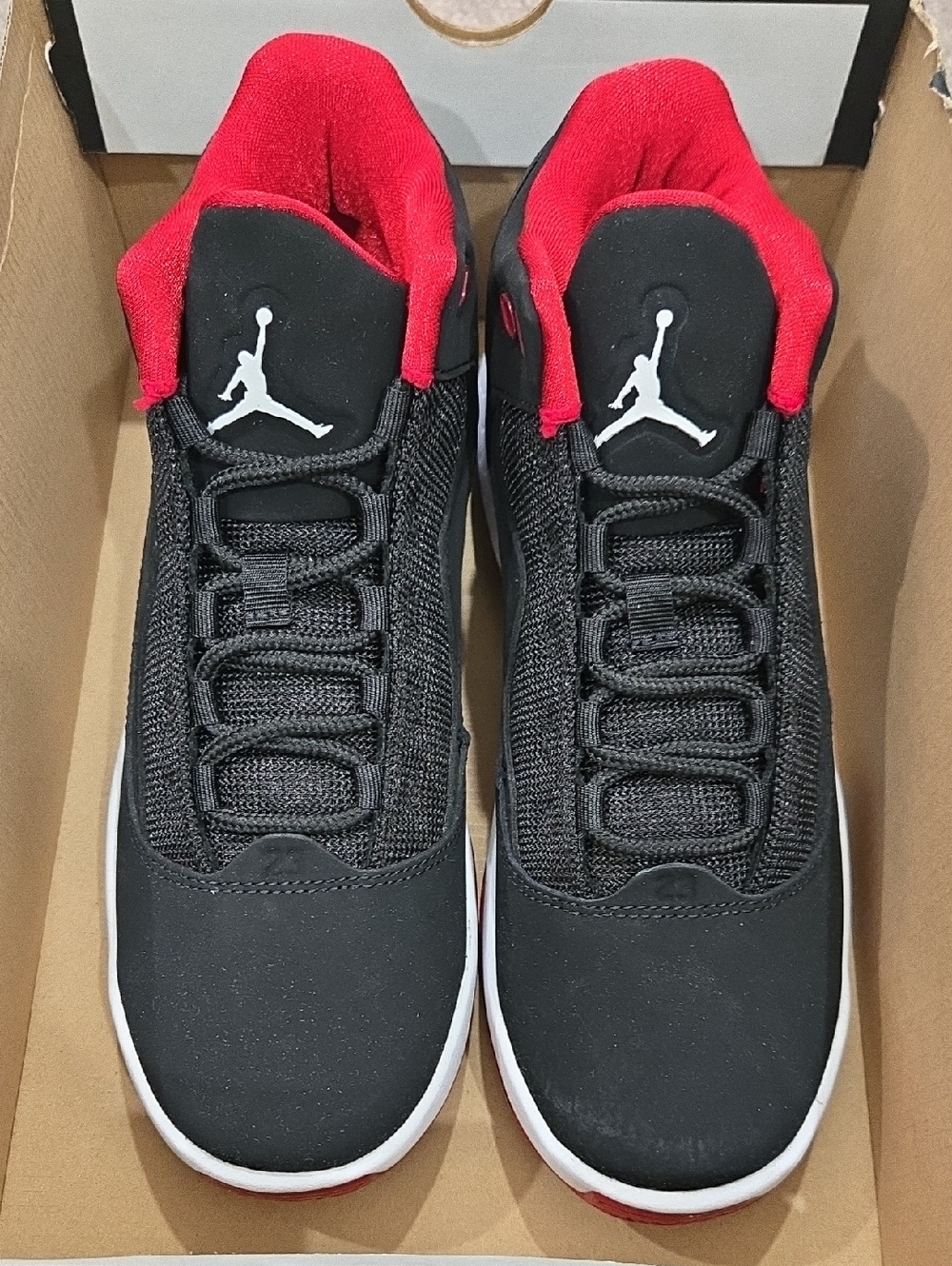 Jordan Max Aura 2 (GS) Youth Size 6.5Y